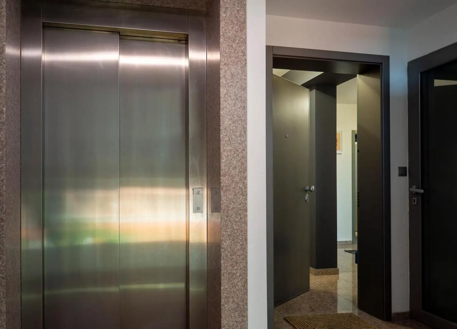 Vertigo2 Huge Apartment 2 Bedrooms Balcony Parking Sofia